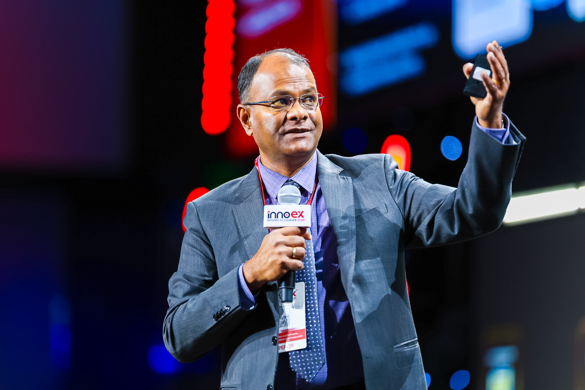 Các đại diện ngành năng lượng chia sẻ tại diễn đàn