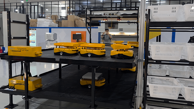 Robot tự hành vận chuyển hàng hóa