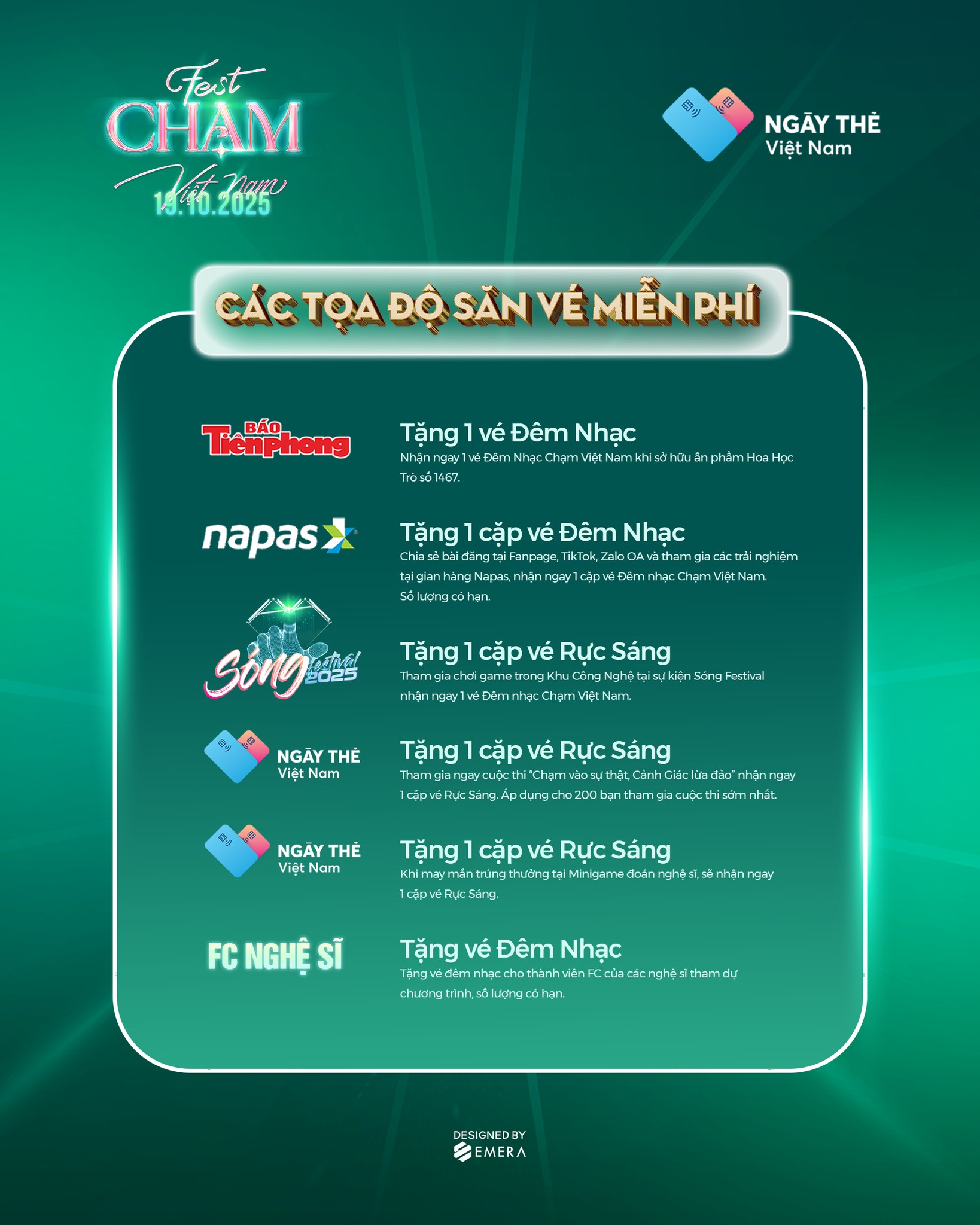 Khách tham gia trải nghiệm tại gian hàng