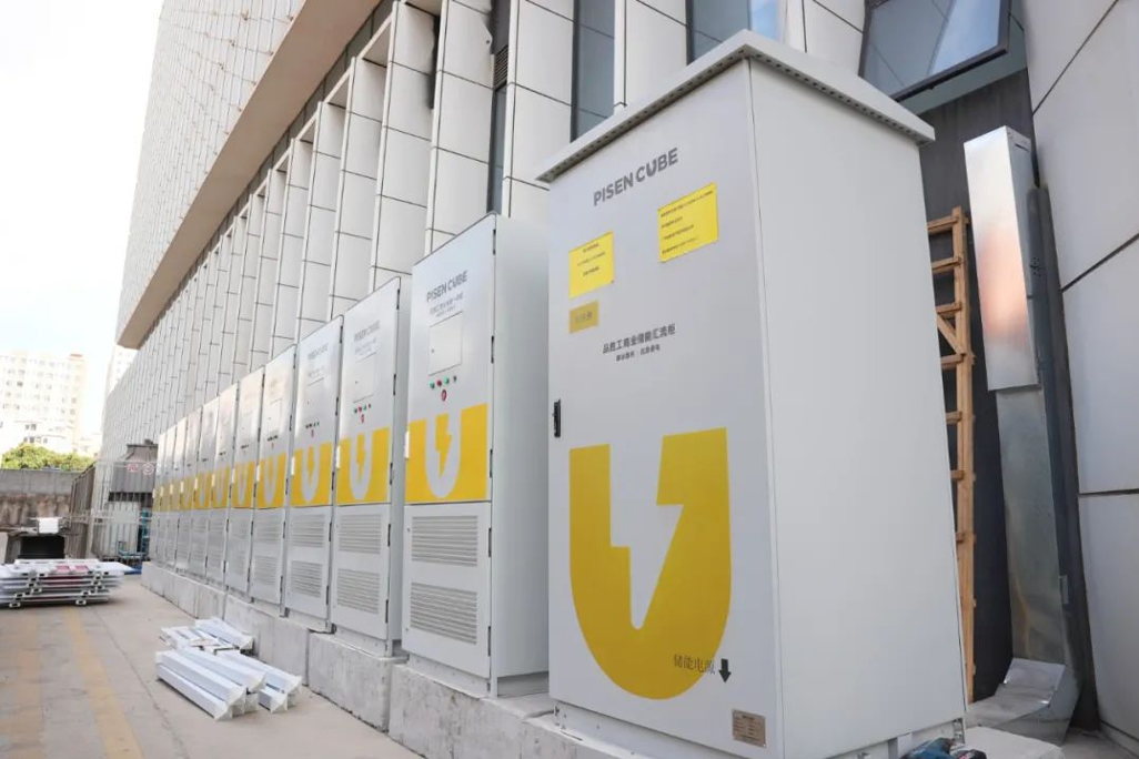 Ứng dụng hệ thống lưu trữ năng lượng trong công nghiệp và thương mại