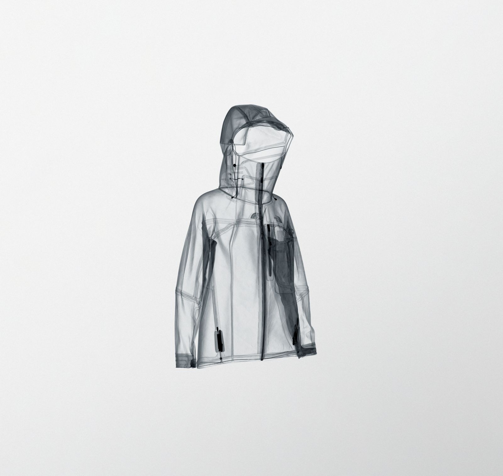 Khóa kéo AiryString được ứng dụng trong dòng sản phẩm Summit Series Advanced Mountain Kit