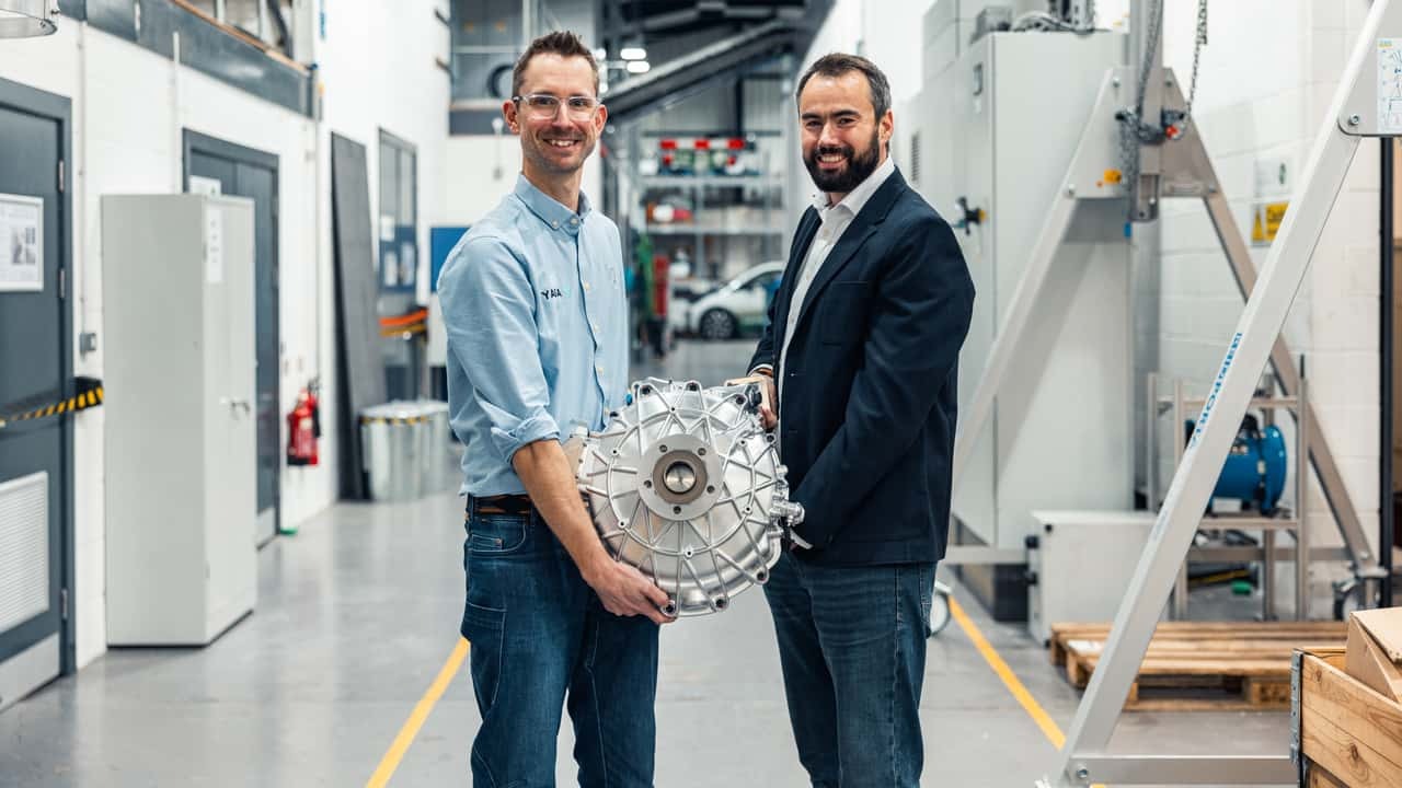 Xe điện nhẹ hơn nhờ động cơ mới