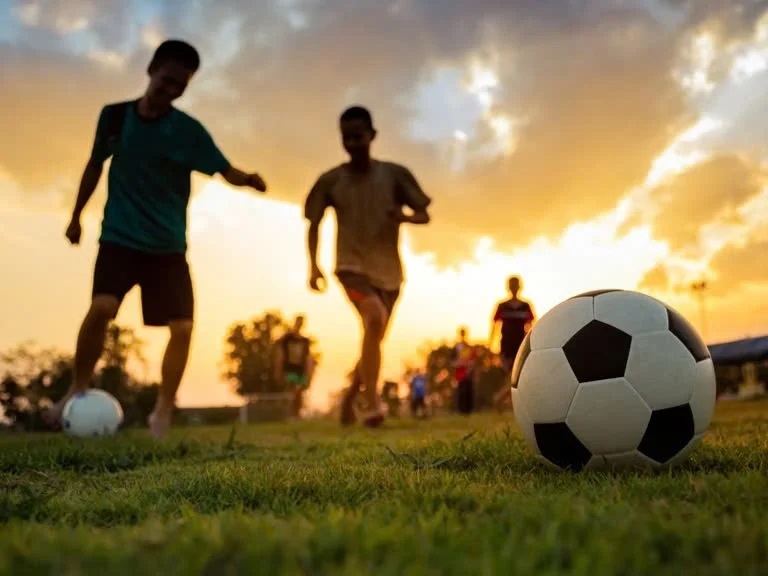 Kinh nghiệm cá cược bóng đá dài hạn – Chiến lược bền vững cho người chơi thông minh